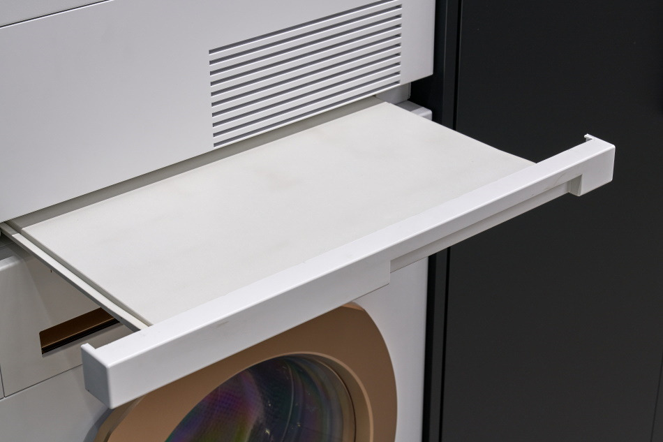 s51031 Монтажный комплект с выдвижной полкой Белый